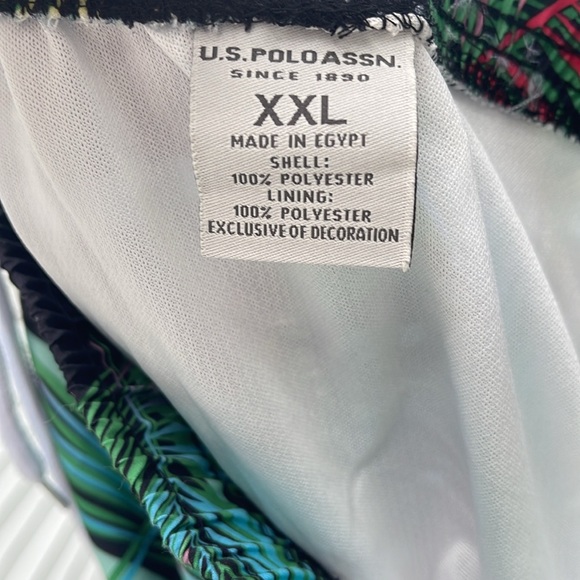 New Men’s Bahama swim trunks with lining. Size 2X - Picture 5 of 6